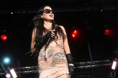 Turystów zachwycają krakowskie Wianki, letnie przesilenie pod Wawelem - zdjęcie 19