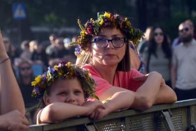 Turystów zachwycają krakowskie Wianki, letnie przesilenie pod Wawelem - zdjęcie 22