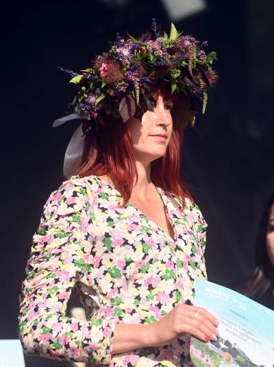 Turystów zachwycają krakowskie Wianki, letnie przesilenie pod Wawelem - zdjęcie 3