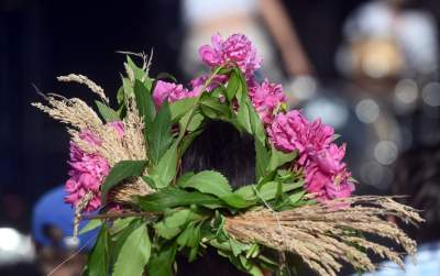 Turystów zachwycają krakowskie Wianki, letnie przesilenie pod Wawelem - zdjęcie 14