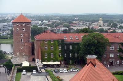 Piękny taras widokowy na Wawelu, każdy może tu wejść - zdjęcie 16