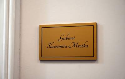 Otwarcie gabinetu Mrożka w Bibliotece Kraków, z udziałem żony pisarza - zdjęcie 16