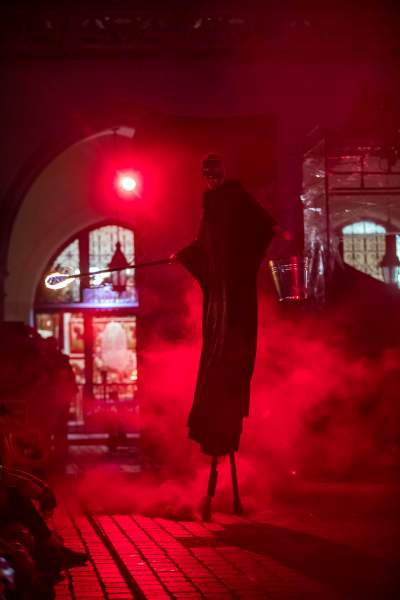 Taki pokaz na Rynku przed Sukiennicami, widzowie zachwyceni - zdjęcie 11