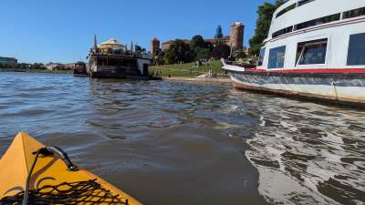 Kraków z rewelacyjnej perspektywy! Kajakiem po Wiśle od zapory do zapory - zdjęcie 23
