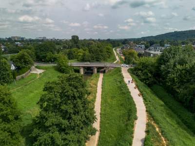 Aktywiści protestowali przeciwko budowie, powstała piękna trasa rowerowa w Krakowie - zdjęcie 43