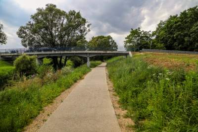 Aktywiści protestowali przeciwko budowie, powstała piękna trasa rowerowa w Krakowie - zdjęcie 22