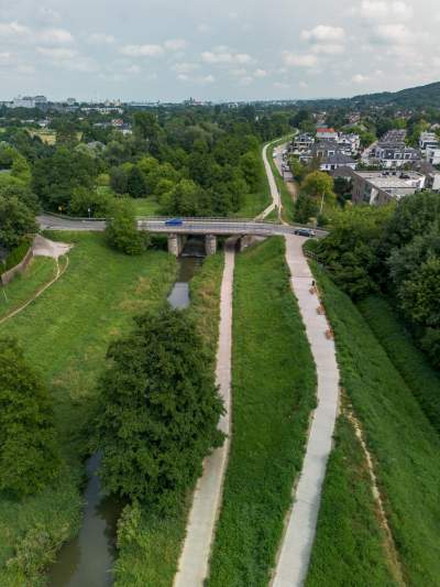Aktywiści protestowali przeciwko budowie, powstała piękna trasa rowerowa w Krakowie - zdjęcie 44