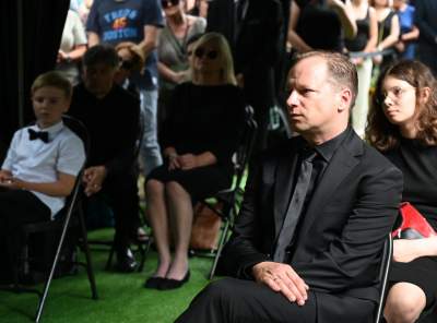 Ostatnia droga Jerzego Stuhra. Uroczystościom przewodniczył metropolita łódzki - zdjęcie 14