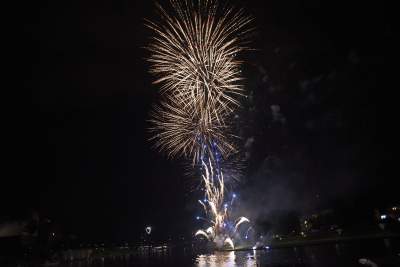 W sylwestra są lasery, za to w czerwcu są... wianki - zdjęcie 4