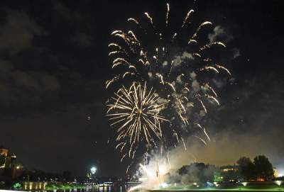 W sylwestra są lasery, za to w czerwcu są... wianki - zdjęcie 29