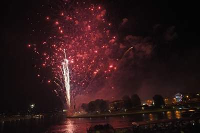 W sylwestra są lasery, za to w czerwcu są... wianki - zdjęcie 35