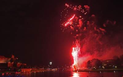 W sylwestra są lasery, za to w czerwcu są... wianki - zdjęcie 34