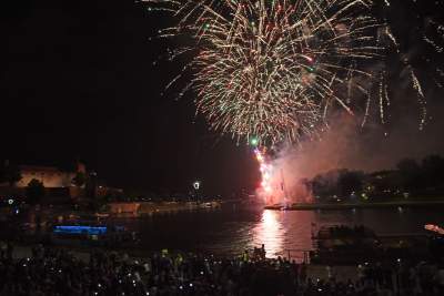 W sylwestra są lasery, za to w czerwcu są... wianki - zdjęcie 24