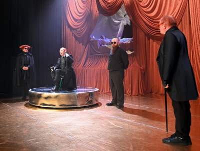 Amadeusz w Teatrze Nowym Proxima, na scenie Jerzy Fedorowicz - zdjęcie 19