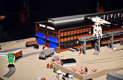 Dlaczego milion klocków lego przyciąga tłumy? - zdjęcie 23