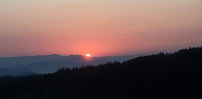 Piękny punkt widokowy, cudne wschody słońca. Coś jednak popsuło tu krajobraz... - zdjęcie 15