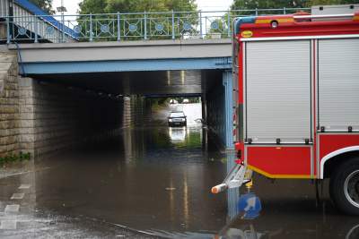 Ulewa w Krakowie: zalany wiadukt na Prądnickiej - zdjęcie 10