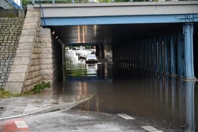Ulewa w Krakowie: zalany wiadukt na Prądnickiej - zdjęcie 8