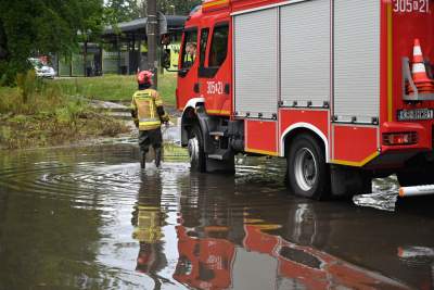Ulewa w Krakowie: zalany wiadukt na Prądnickiej - zdjęcie 5