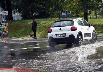 W sobotę Boris w Krakowie nie tak groźny, drobne podtopienia - zdjęcie 3