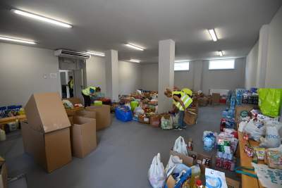 Co przekazują Krakowianie dla powodzian? Magazyn się zapełnia - zdjęcie 5