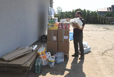 Co przekazują Krakowianie dla powodzian? Magazyn się zapełnia - zdjęcie 24