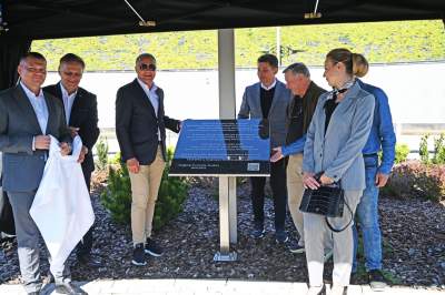 "TEMPUS FUGIT", unikatowy pomnik przemijania, wykorzystuje dryf kontynentów - zdjęcie 10