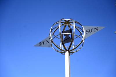 "TEMPUS FUGIT", unikatowy pomnik przemijania, wykorzystuje dryf kontynentów - zdjęcie 7