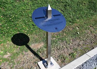 "TEMPUS FUGIT", unikatowy pomnik przemijania, wykorzystuje dryf kontynentów - zdjęcie 5