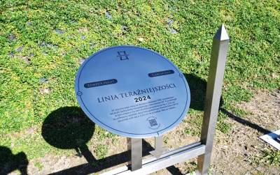 "TEMPUS FUGIT", unikatowy pomnik przemijania, wykorzystuje dryf kontynentów - zdjęcie 2