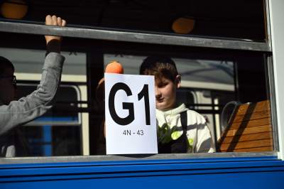 Tłumy czekały na te tramwaje, ostatnia w tym roku okazja... - zdjęcie 4