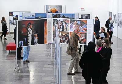 World Press Photo 2024: wystawa w Nowohuckim Centrum Kultury - zdjęcie 14