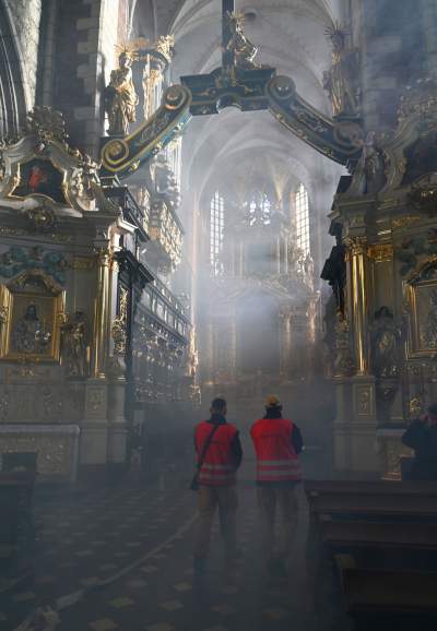 Akcja Straży Pożarnej w Bazylice Bożego Ciała na Kazimierzu. Ćwiczenia - zdjęcie 7