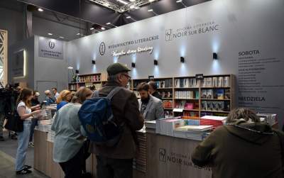 Zaczęło się książkowe szaleństwo w Krakowie. Szykujecie się? - zdjęcie 3