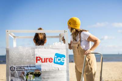 Chce pobić rekord Guinnessa, spędzi w lodzie ponad trzy godziny - zdjęcie 5