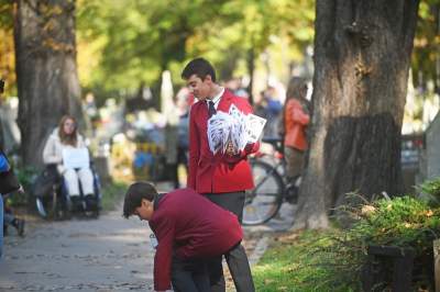 Krakowskie cmentarze: zabytkowe, nowoczesne, zaskakujące - zdjęcie 16