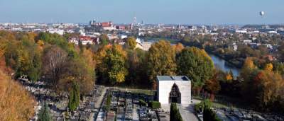 Krakowskie cmentarze: zabytkowe, nowoczesne, zaskakujące - zdjęcie 5