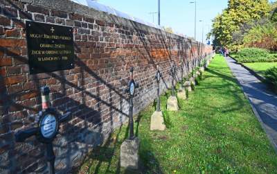 Krakowskie cmentarze: zabytkowe, nowoczesne, zaskakujące - zdjęcie 8