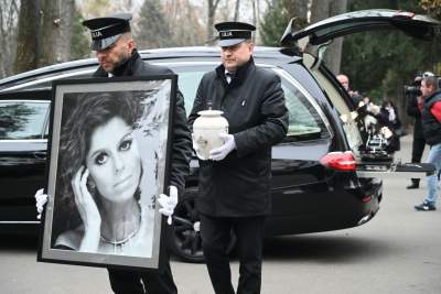 Kraków pożegnał wybitną i uwielbianą aktorkę Elżbietę Zającównę - zdjęcie 13