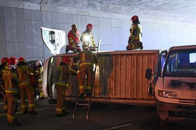 Akcja w tunelu w Dziekanowicach na budowie Północnej Obwodnicy Krakowa - zdjęcie 25