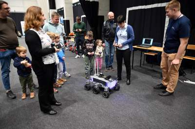 Walki robotów w Krakowie, to były spektakularne pojedynki - zdjęcie 6