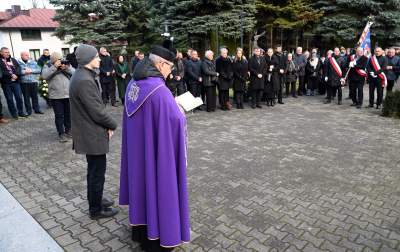 Kibice i przyjaciele pożegnali Artura Sarnata, był bramkarzem Wisły Kraków - zdjęcie 4