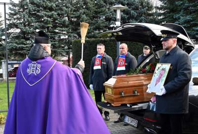 Kibice i przyjaciele pożegnali Artura Sarnata, był bramkarzem Wisły Kraków - zdjęcie 5