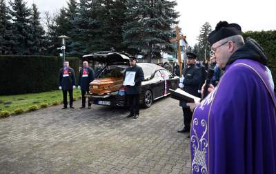 Kibice i przyjaciele pożegnali Artura Sarnata, był bramkarzem Wisły Kraków - zdjęcie 3
