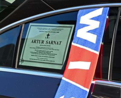 Kibice i przyjaciele pożegnali Artura Sarnata, był bramkarzem Wisły Kraków - zdjęcie 23