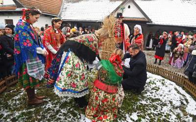 Osadzanie chochoła: ta krakowska tradycja nie ma nic wspólnego z ludowymi obrzędami - zdjęcie 19