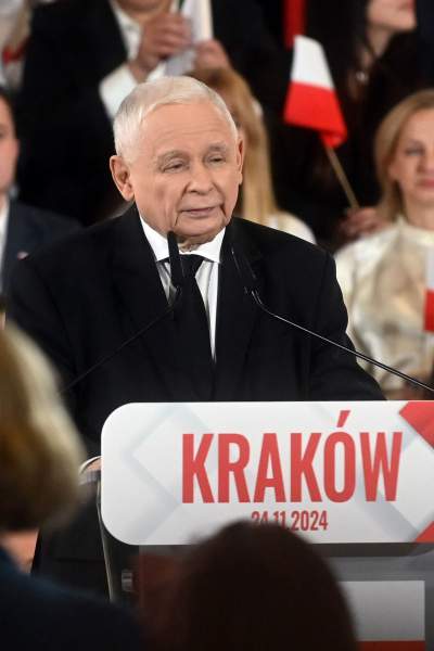 PiS ma swojego kandydata na prezydenta RP. Udają, że jest "obywatelski" - zdjęcie 11