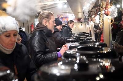 Ruszył Jarmark Bożonarodzeniowy w Krakowie. Najlepszy w Europie? - zdjęcie 44