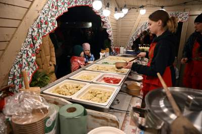 Ruszył Jarmark Bożonarodzeniowy w Krakowie. Najlepszy w Europie? - zdjęcie 36