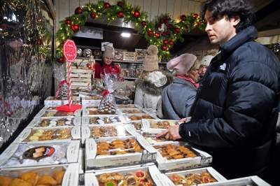 Ruszył Jarmark Bożonarodzeniowy w Krakowie. Najlepszy w Europie? - zdjęcie 56